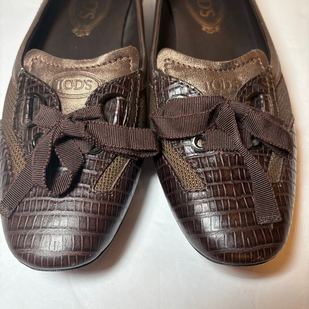 Tod's Brown Gold Reptile Driving Loafers Shoes 37.5 6.5 Ribbon Bow Flats Luxury